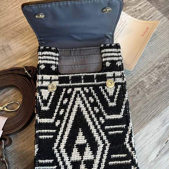 NEW Thirty One Call Me CROSSBODY Bag Purse Rio Weave Black White Saddle Brown - Picture 5 of 7